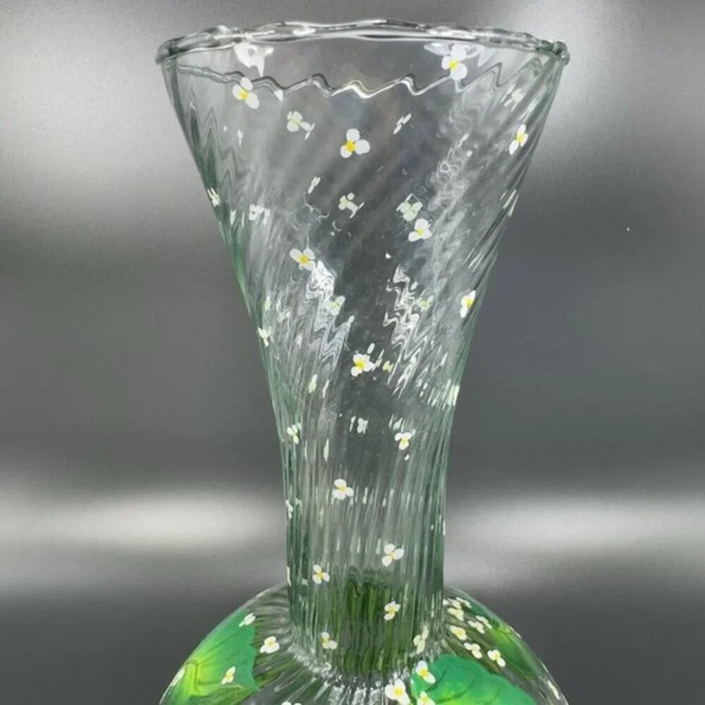 Elegant Impression By Trish Hand Painted Glass Vase‎ Vessel Green Floral Pattern